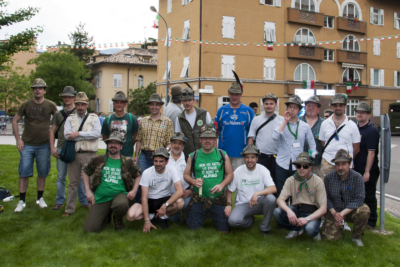 foto di gruppo vecio.it a Bolzano