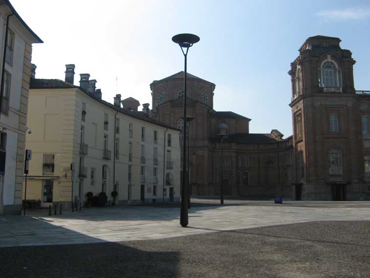 14 Ottobre 2013-La chiesa di Sant'Uberto e la torre Belvedere della Reggia di Venaria Reale
