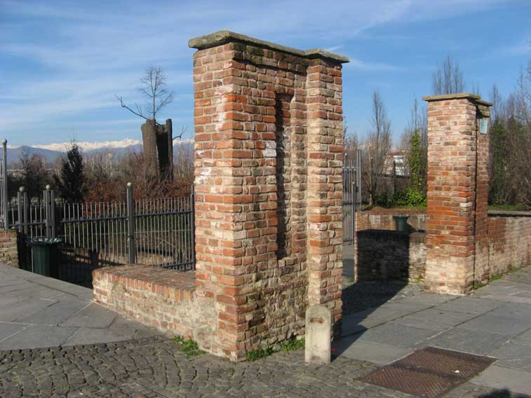 21 dicembre 2014 Venaria Reale-Guardando le Alpi dai pressi della Reggia