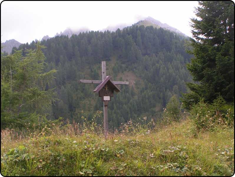 la croce nei oressi di Casera Razzo