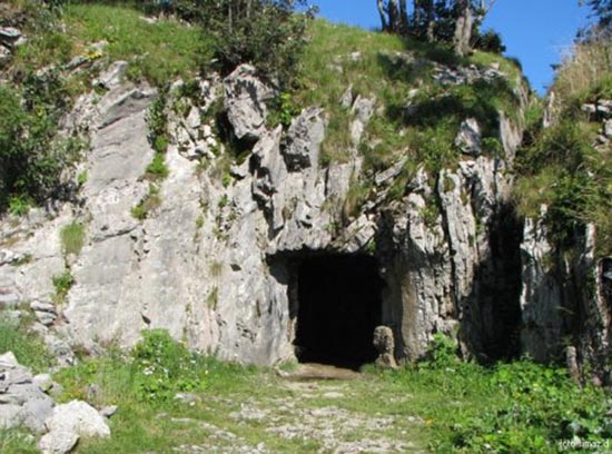 ampia caverna per cannone
