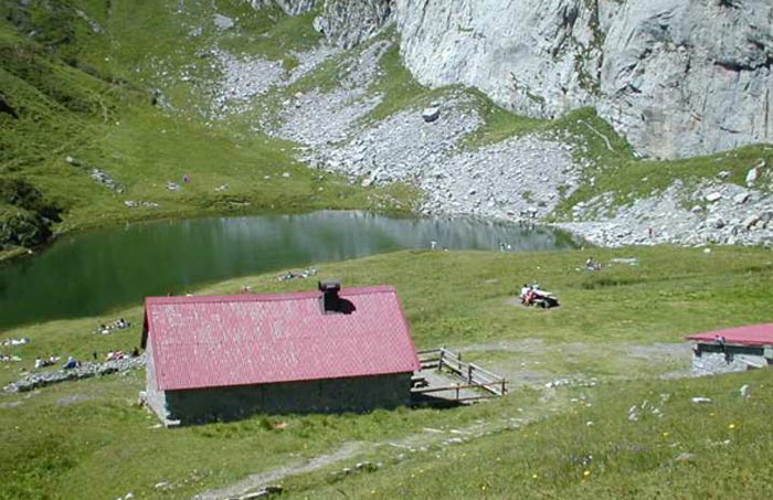 lago Avostanis-2800.jpg