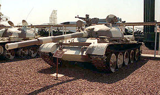 carro con cannone da 115 mm. e 1 mitr.da 7.62 PKT   ( Wikipedia )