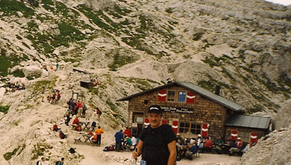 rifugio-ristoro.al.Pian.di.Cengia-.jpg