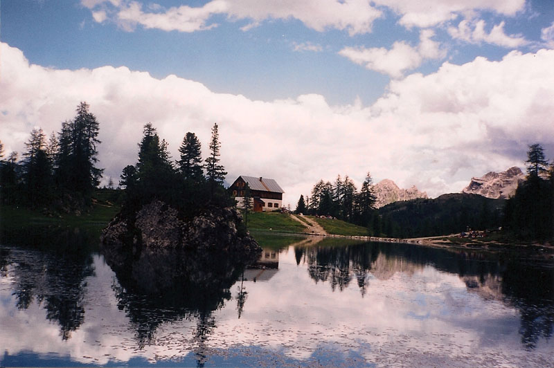 rif.Croda.da.Lago.Palmieri.2042.mt-.jpg