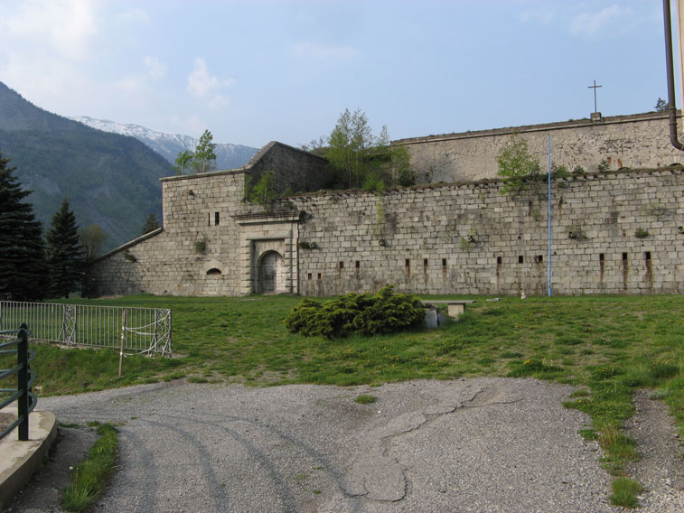 I Forte Fenil,attualmente proprietà di una comunità religiosa