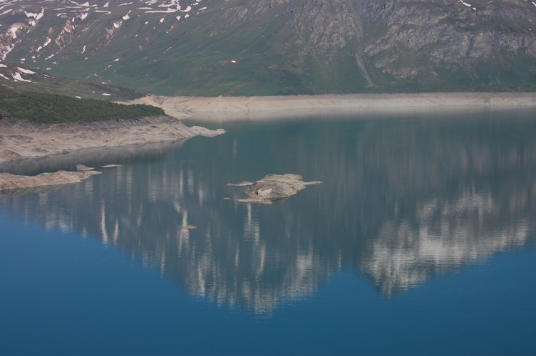 Riflessi sul lago del Moncenisio