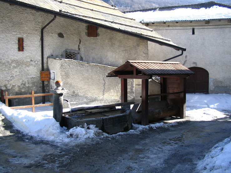 Chateau-Beaulard-La fontana