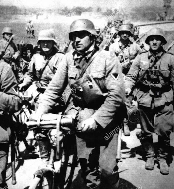 Soldati-fanteria-battaglia-di-francia-giugno-1940.jpg