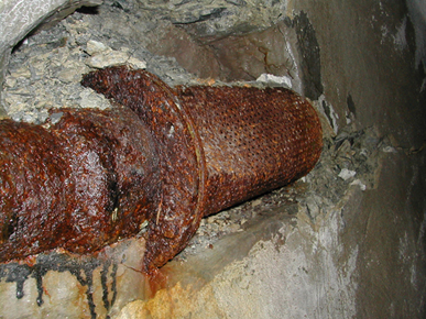 bocchetta ad inizio scala.JPG