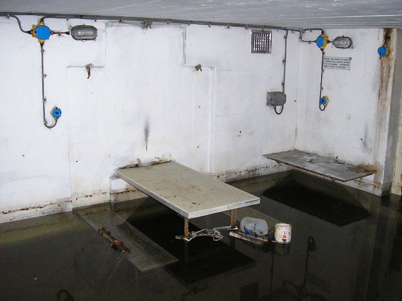 piano inferiore allagato.jpg