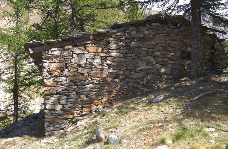 Il fronte W della postazione