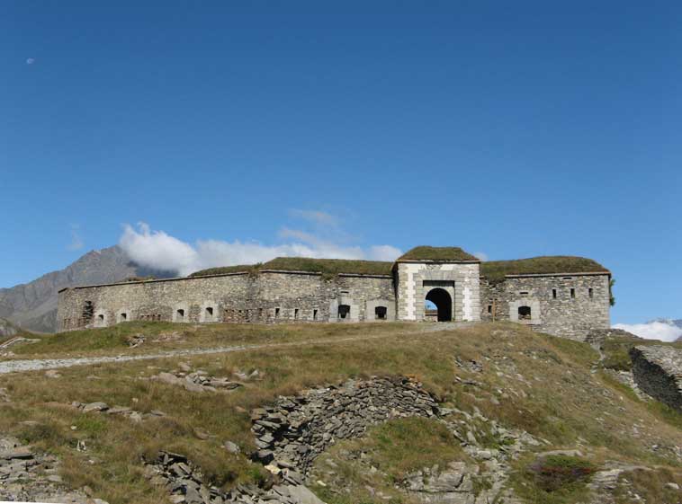 L'ingresso del Forte Varisello