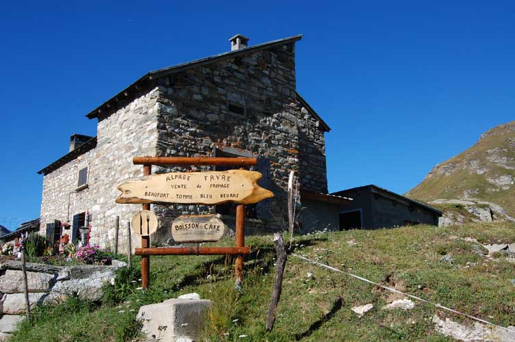 La casermetta vista da E