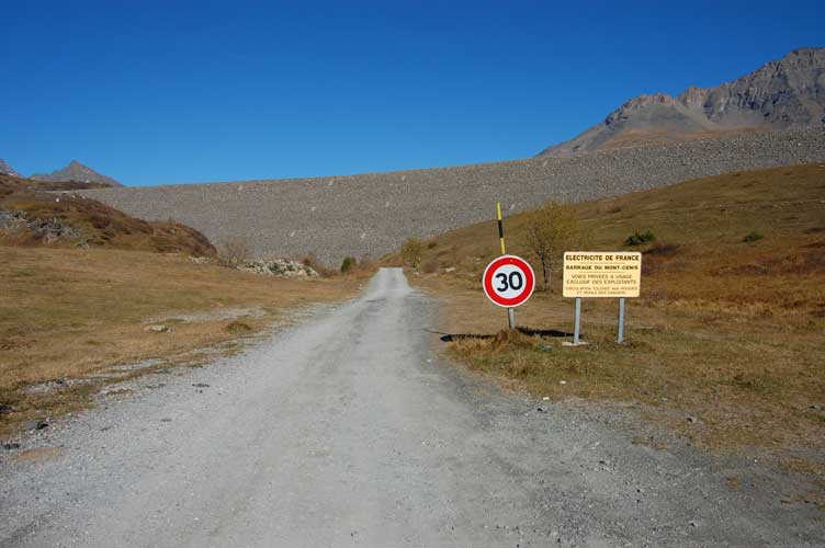 L'inizio cello sterrato alla borgata Gran Croce