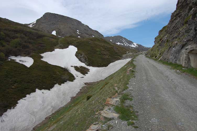 La strada che va verso la Pattacroce