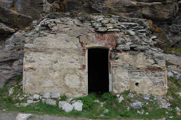 L'ingresso del laboratorio 1