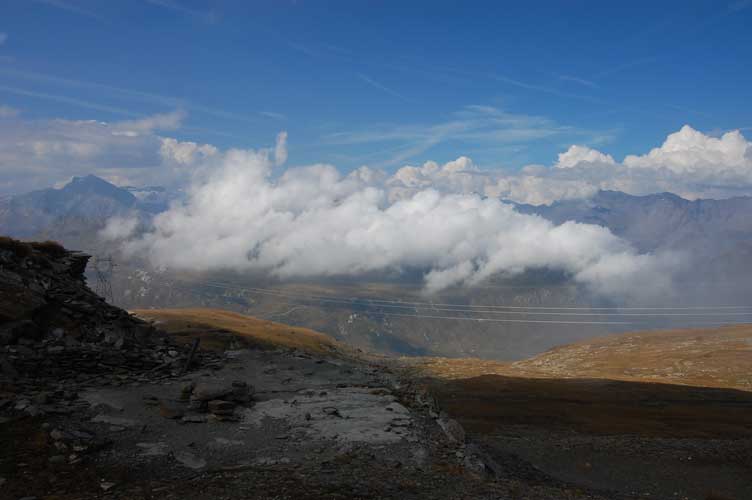 9 settembre 2012-Olte le nuvole....la Vanoise.Vista dal Centro 8