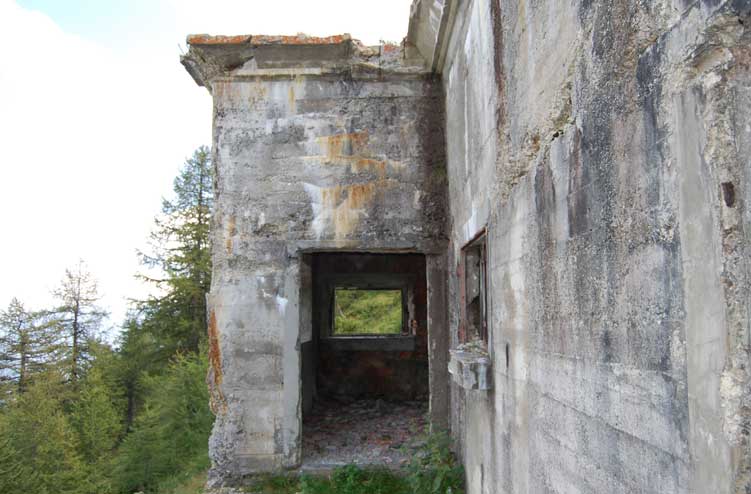 L'ingresso E