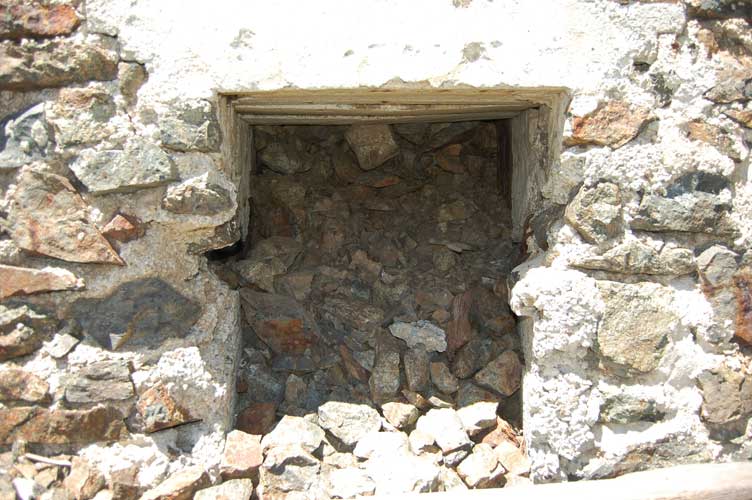 La feritoia completamente occlusa