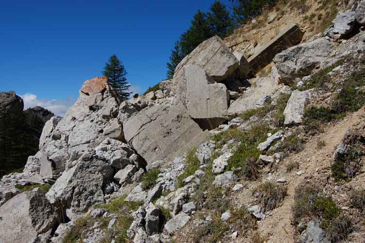 Bardonecchia-Resti di un malloppo del Centro 32.