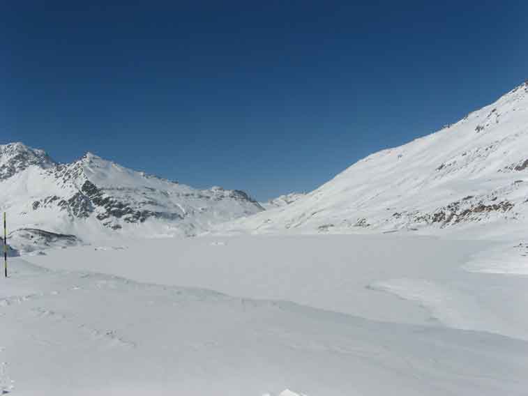 3 marzo 2013-IL lago del Moncenisio completamente gelato