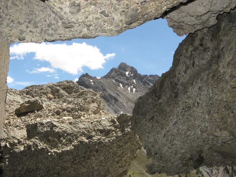 La cima della Sueur vista dall'interno della casamatta