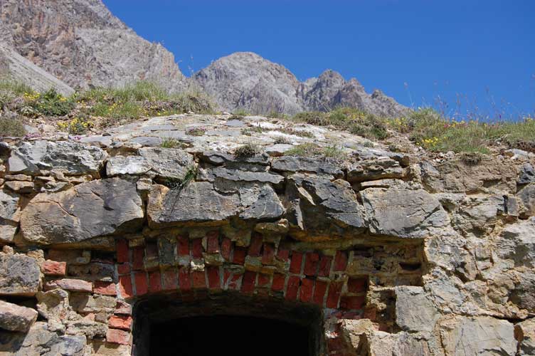 La volta esterna della latrina