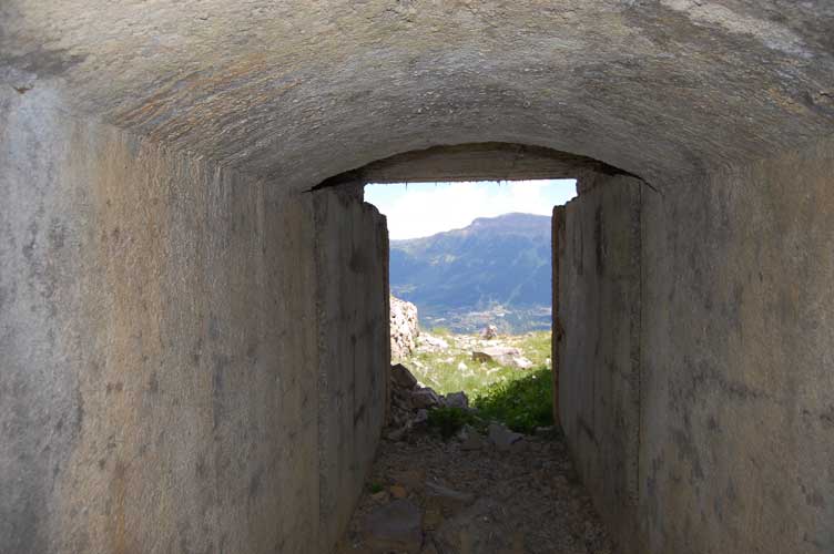 L'uscita vista dall'interno