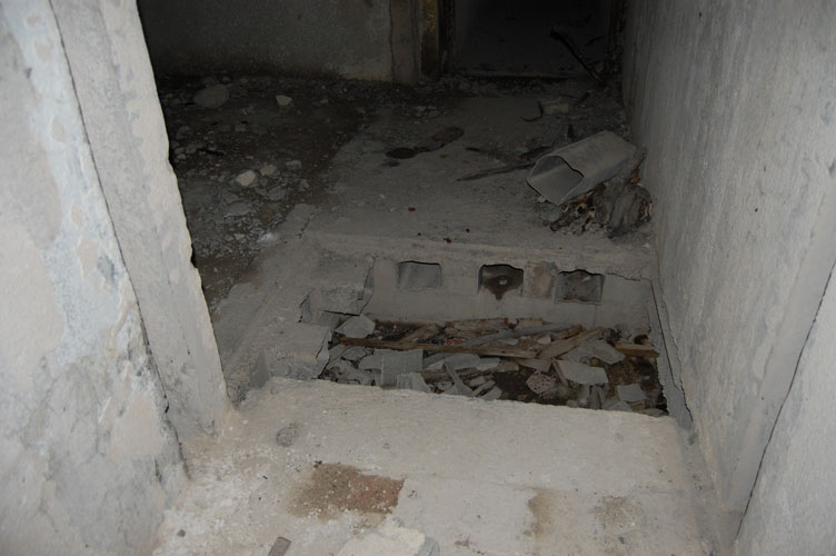 Claviere-Batteria in caverna