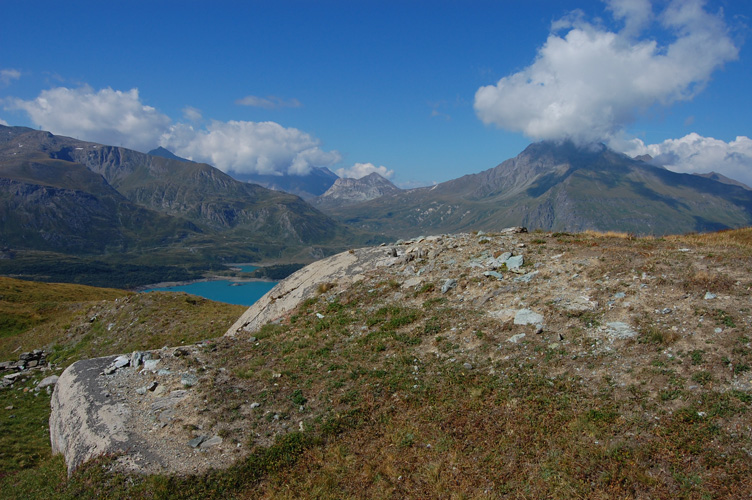 Vista sul lago e Cima Clairy dal Ricovero C
