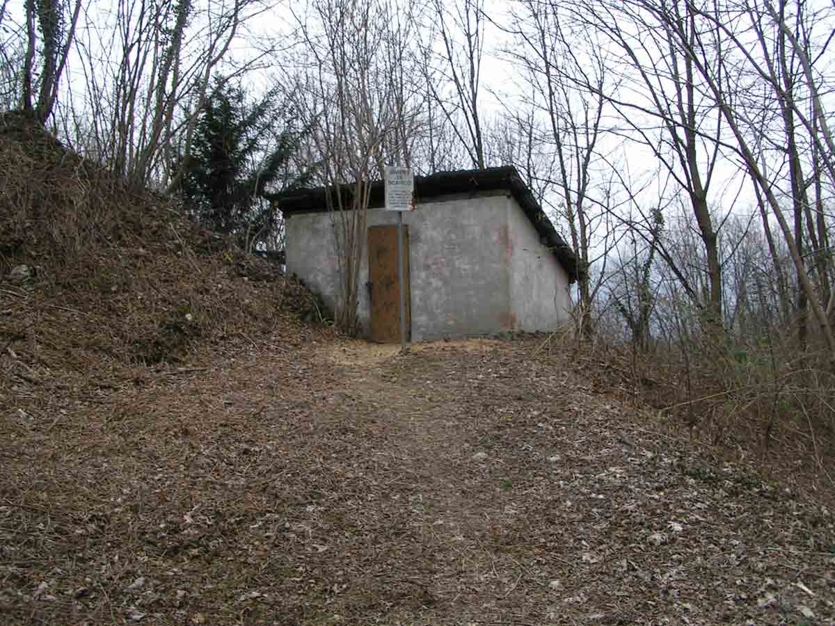 il ricovero della postazione  x M
