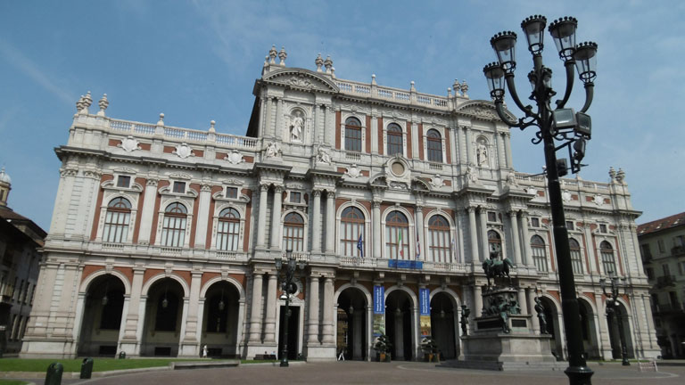 29 giugno 2015 Torino- Facciata di Palazzo Carignano