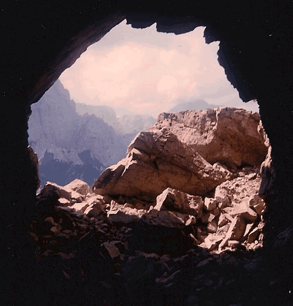 caverna0932c.gif
