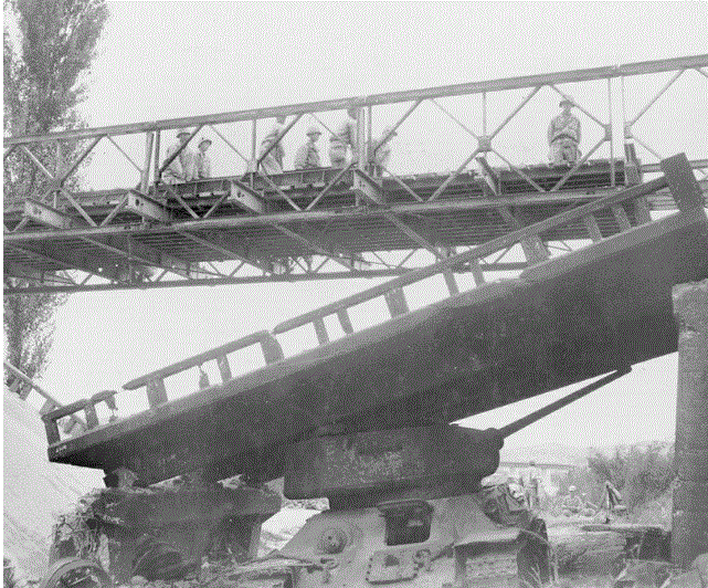 ponte 2 e T34.GIF