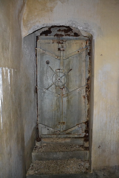 Porta in ottimo stato nonostante i suoi 75 anni