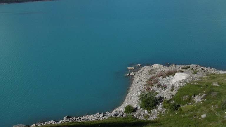 31 agosto 2015 Moncenisio.Del Centro 19 non si intravede nulla,si vede solo la parte superiore della P 29.Per farsi un'idea della posizione del Centro 19 guardare la quarta foto