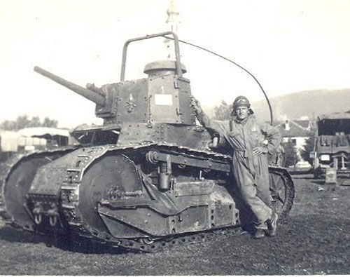 carro fiat 3000 armato con cannone da 37/40