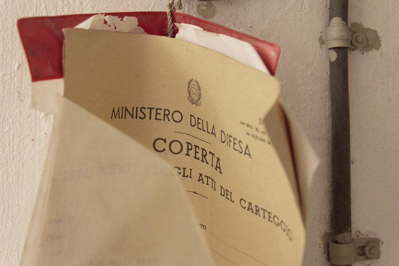 Particolare della busta con le istruzioni.