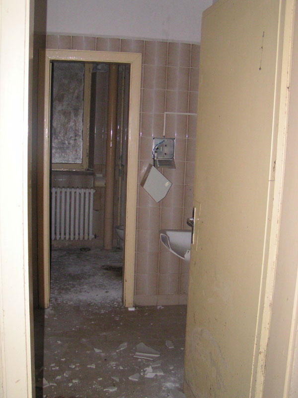 servizi.devastati-.jpg