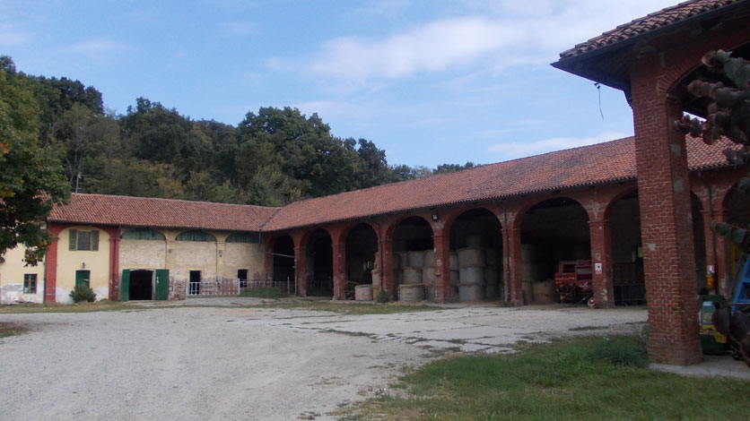 1 Ottobre 2015 Parco La Mandria-Cortile della cascina Vittoria
