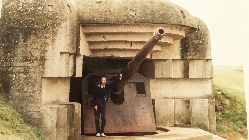 Longues sur Mer - cannoniera.jpg