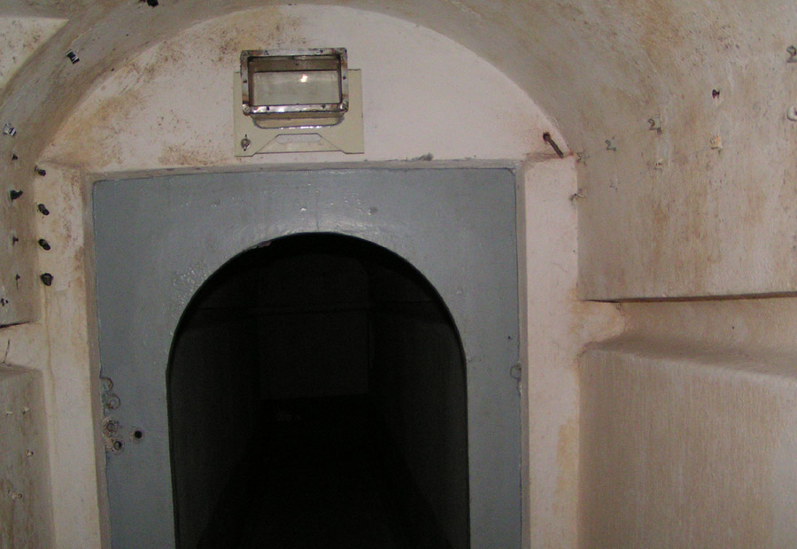 accesso.corridoio.uscita.ovest-0707.jpg