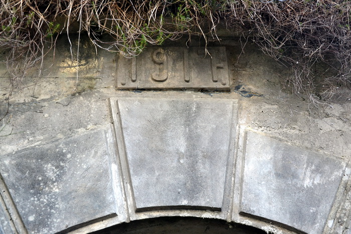 1917.jpg