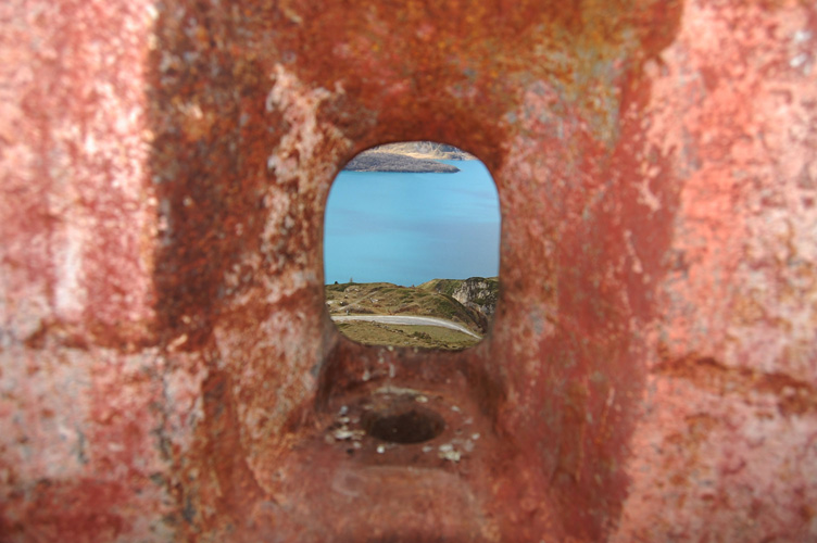 Moncenisio-Vista dalla feritoia per mitragliatrice del Centro 22