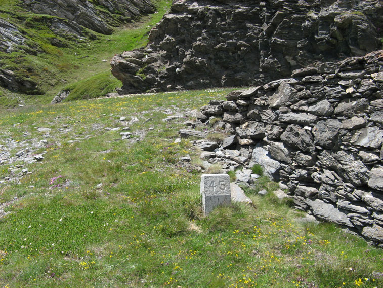Particolare di un muro di sostegno
