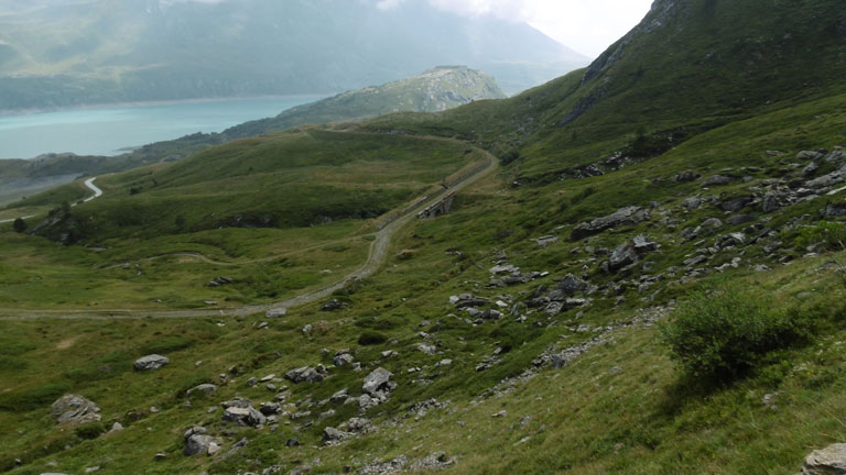 Visibile a dx dopo il ponte la diramazione verso il Ricovero P e i Centri 13bis e 14