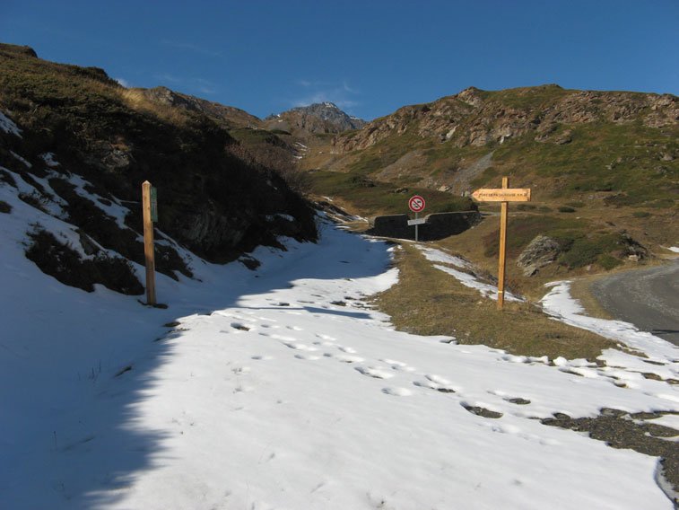 Il bivio innevato