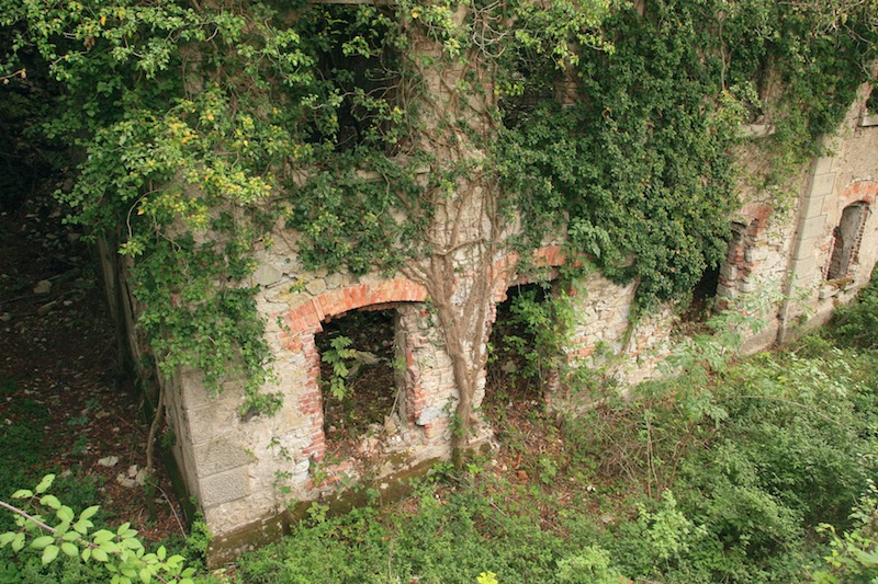 resti caserma