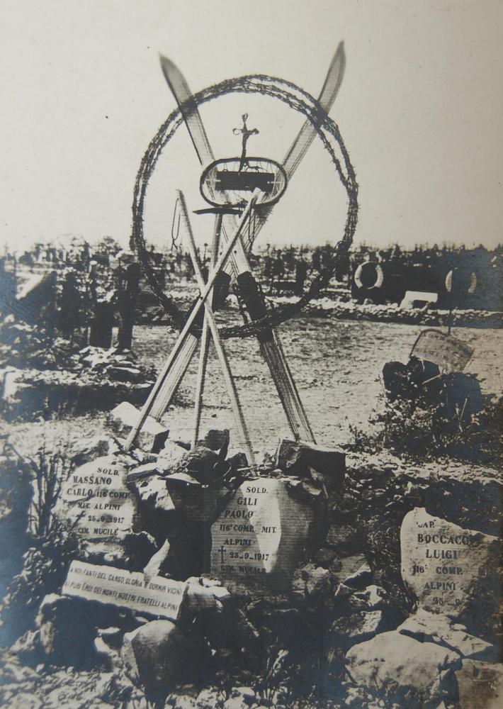 tombe alpini.JPG